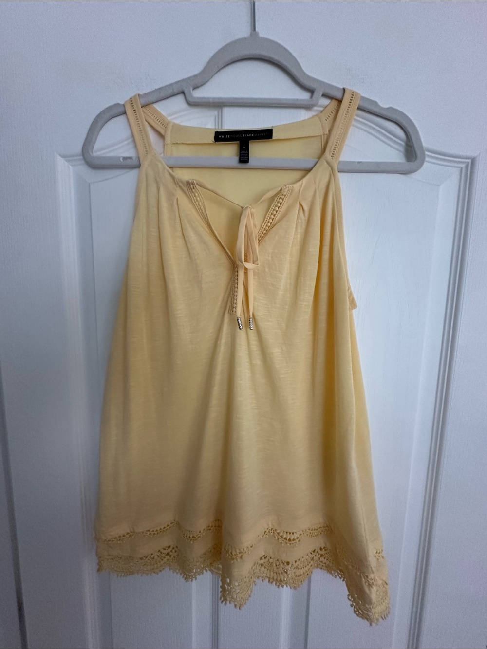 White House Black Market NWOT Pale Yellow Crochet-Trim Camisole